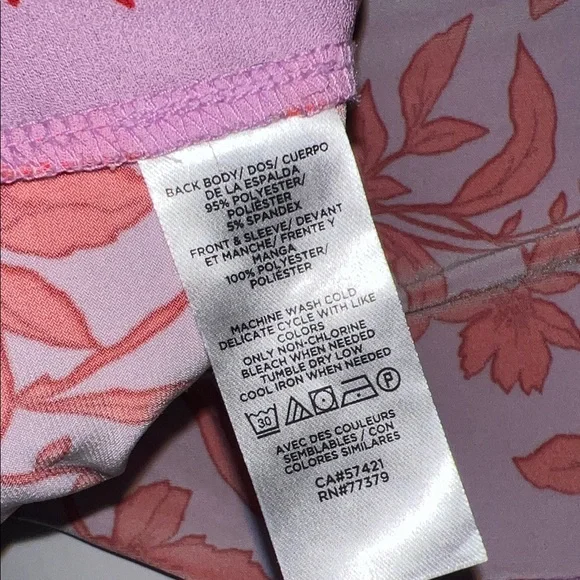 Like New Women’s Small Ann Taylor Red and Pink Floral Blouse - Picture 5 of 7